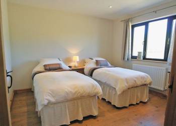 Bleddfa View price range is 356 - &pound  686