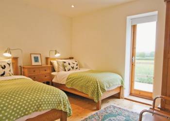 Yew Tree Barn Holiday Cottage
