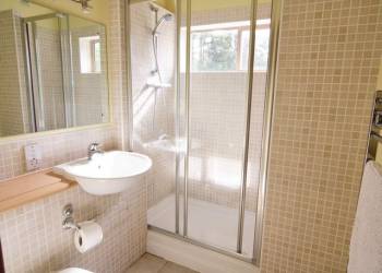 Cottage holidays Wales - Niagra Lodge