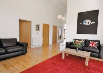Yew Tree Barn sleeps 6