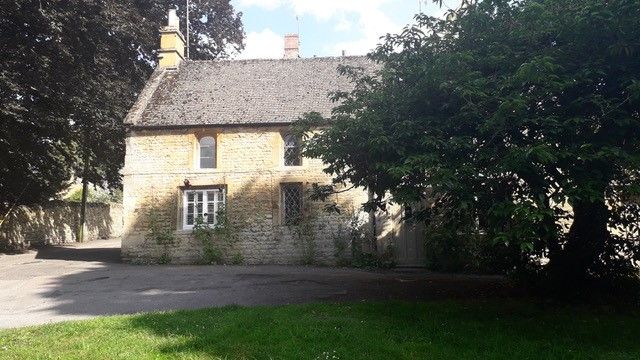 Church Cottage is located in Chipping Norton