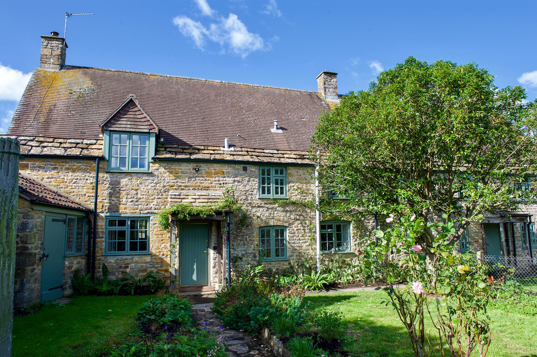 Click here for more about Brew House Cottage