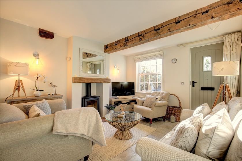 Click here for more about Pond Cottage