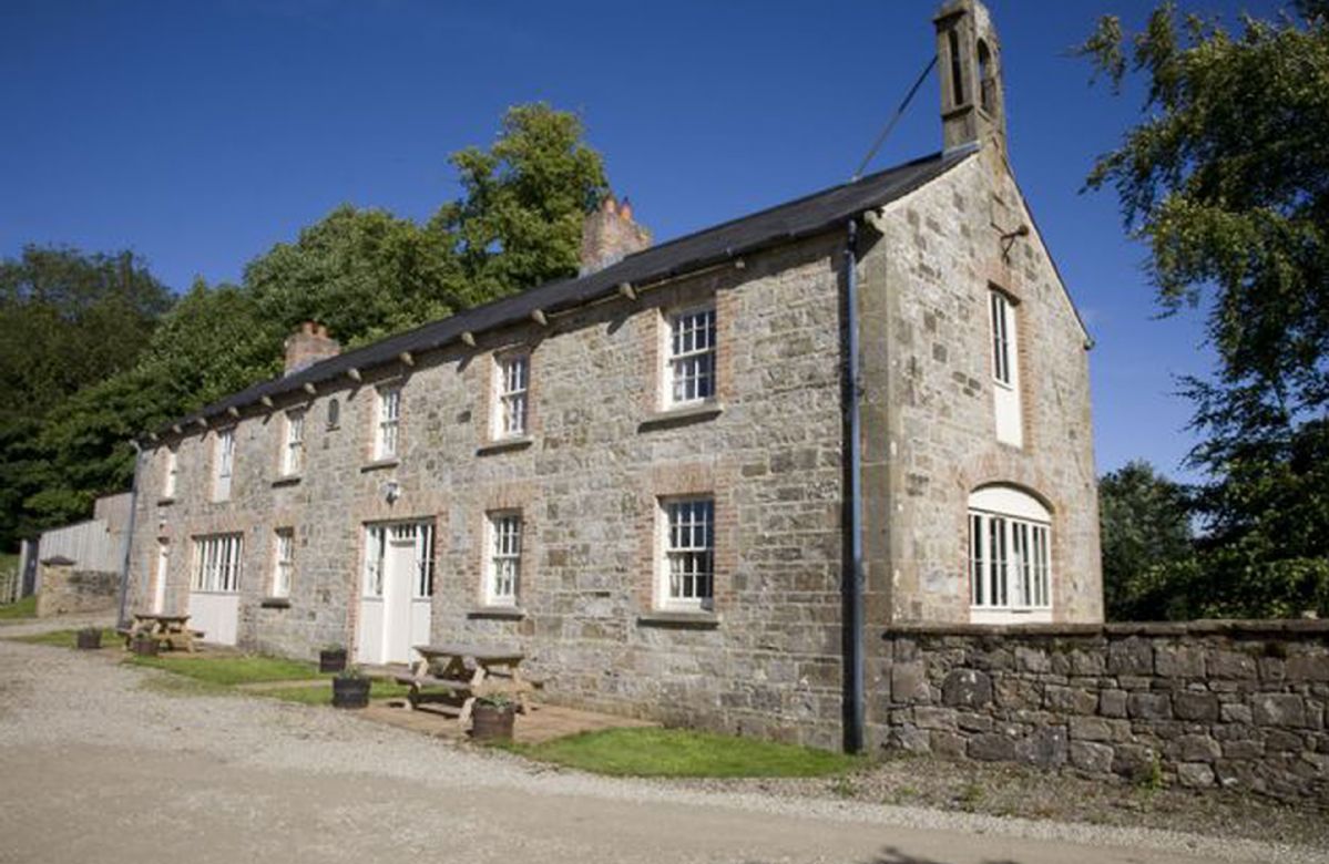Click here for more about Coach House 2