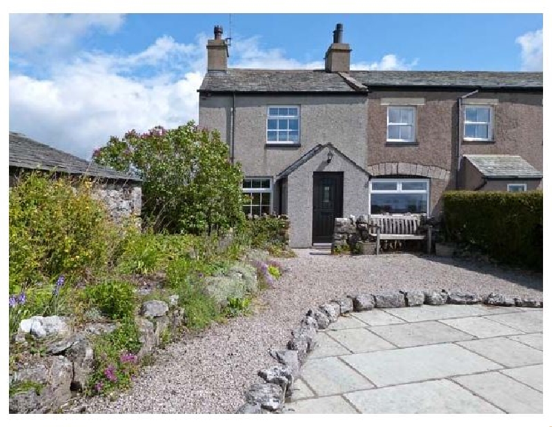 Click here for more about Pye Hall Cottage