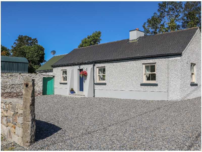 Click here for more about Macreddin Rock Holiday Cottage