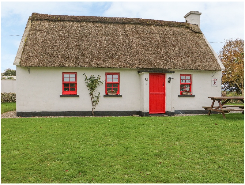 Click here for more about No. 11 Tipperary Thatched Cottage