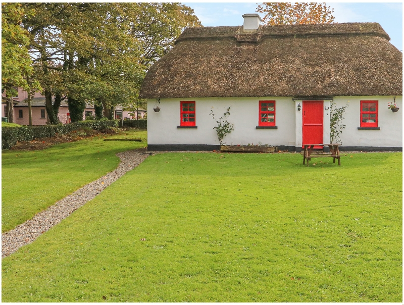 Details about a cottage Holiday at No. 9 Tipperary Thatched Cottages